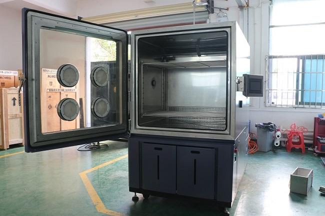 Phòng thử nghiệm độ ẩm và nhiệt độ khí hậu nhỏ để kiểm tra pin lithium Ion